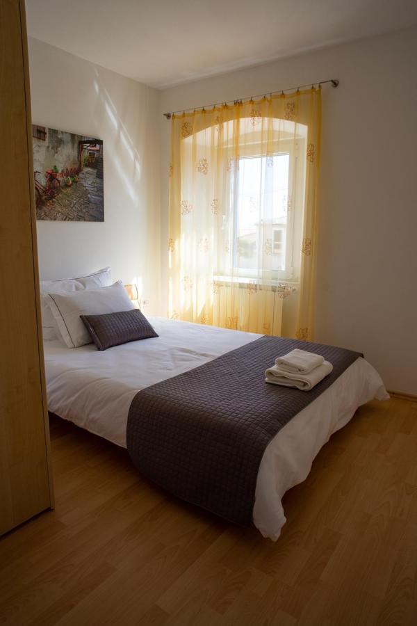 Olive Tree Apartments Umag Bagian luar foto