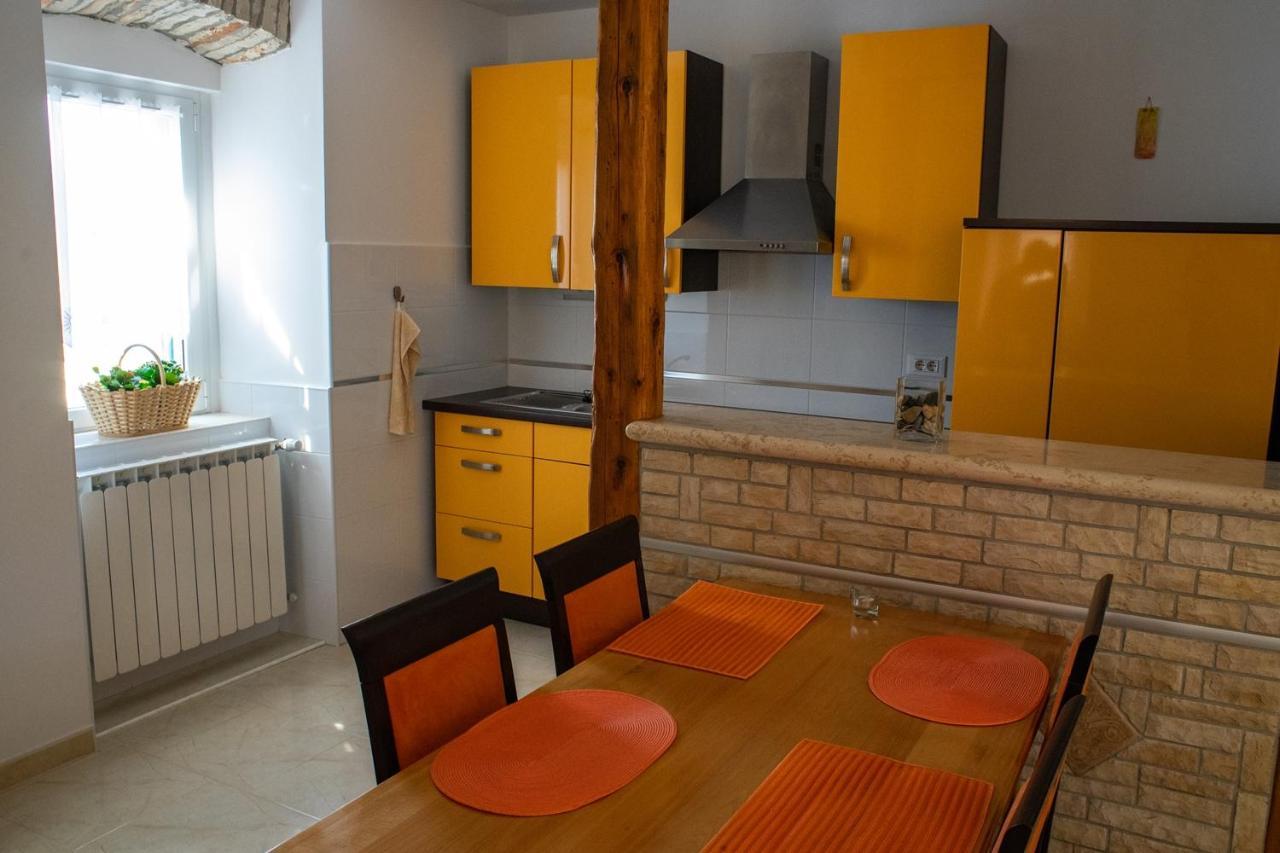 Olive Tree Apartments Umag Bagian luar foto